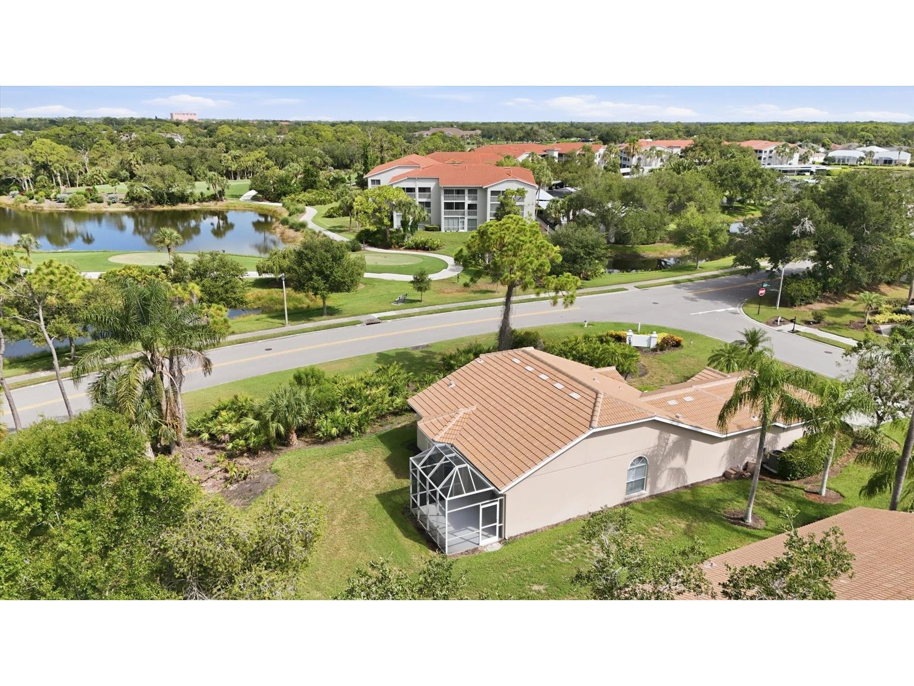 9402 Forest Hills Circle Sarasota FL 34238 A4697494 image38