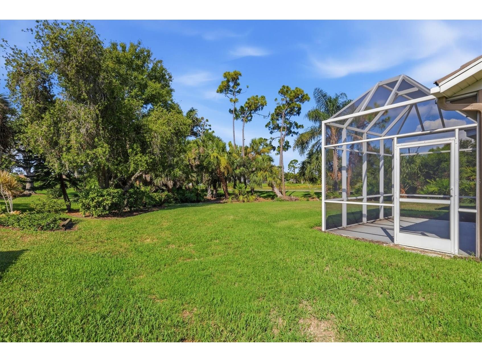 9402 Forest Hills Circle Sarasota FL 34238 A4697494 image43