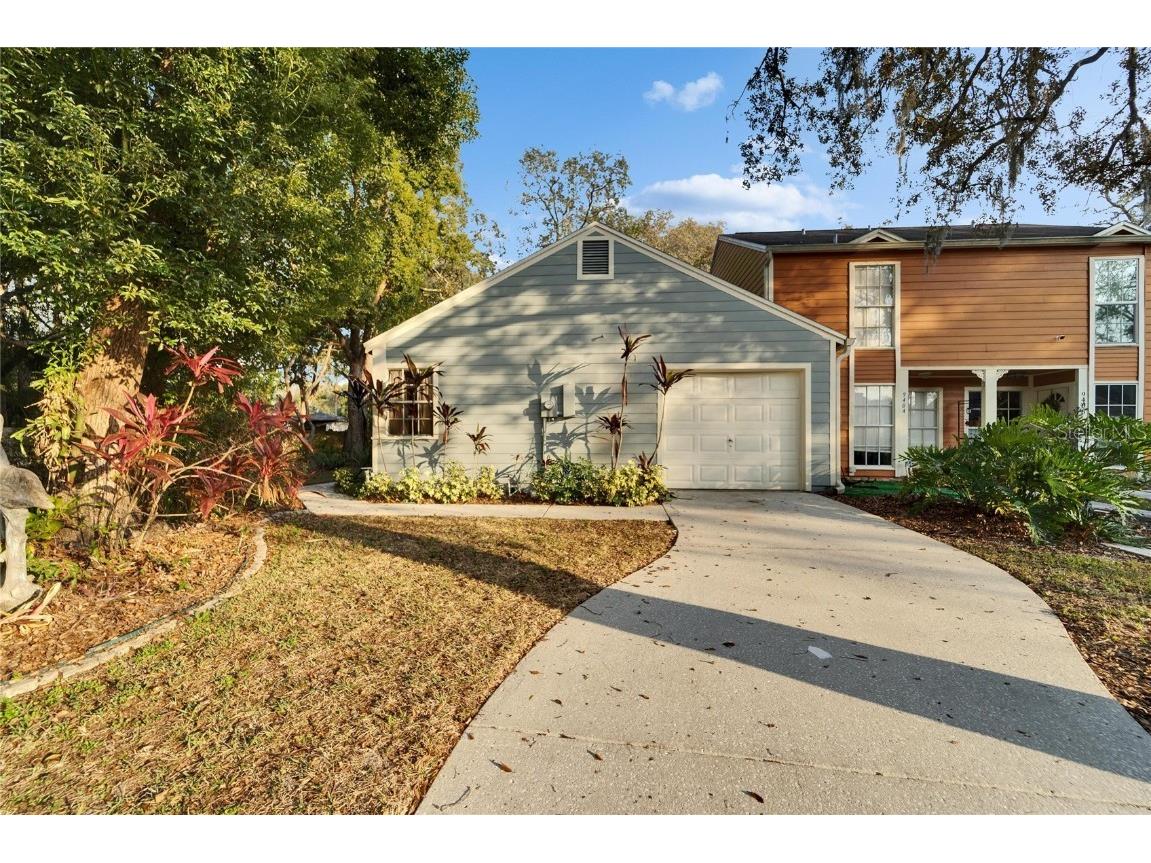 9402 Forest Hills Circle Tampa FL 33612 TB8332729 image1