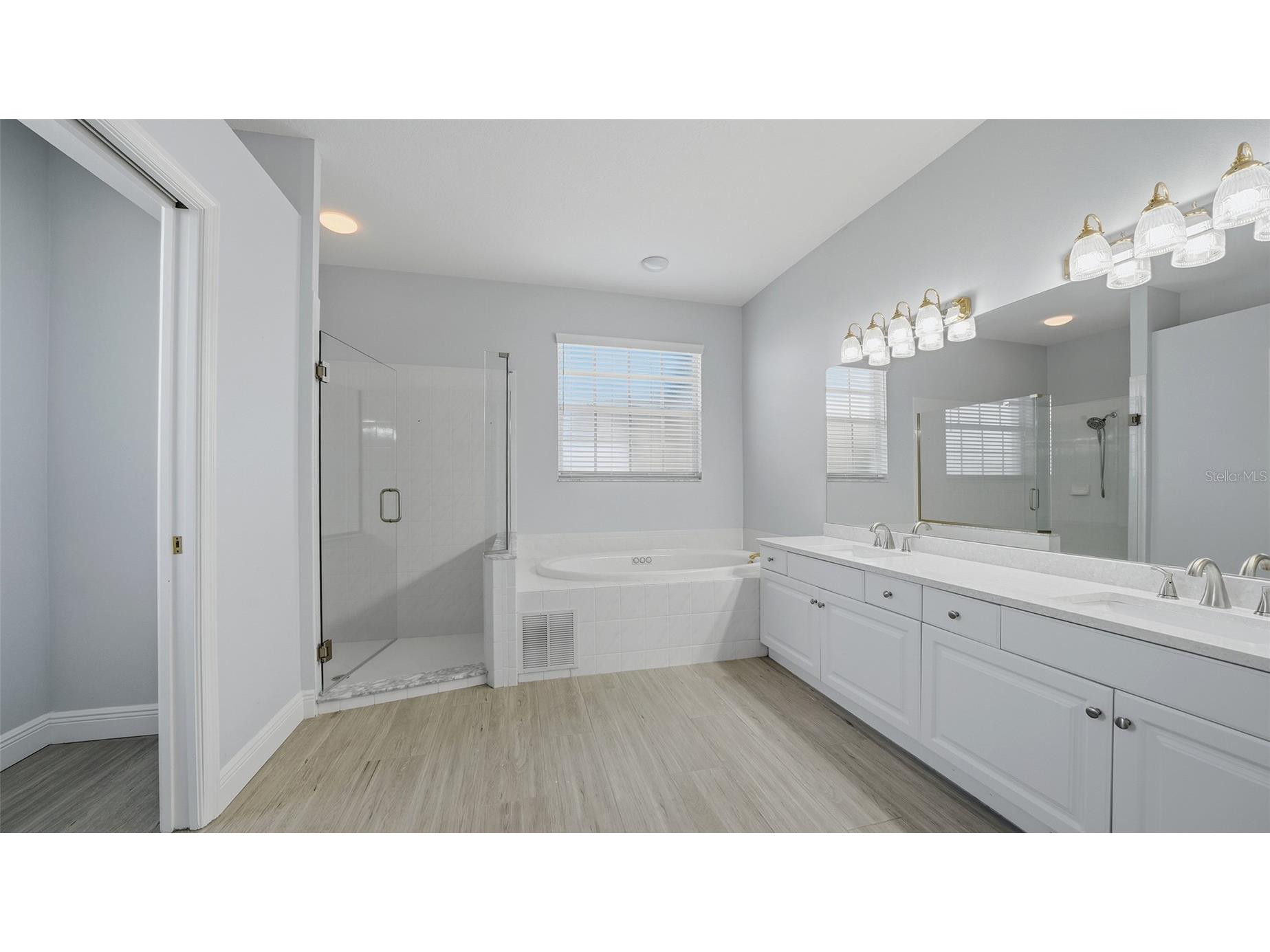 9402 Glen Abbey Lane Sarasota FL 34238 A4678913 image41