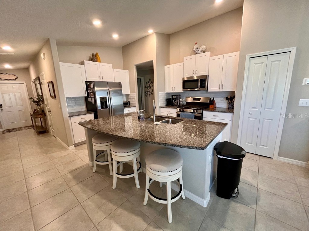 9402 Lemon Drop Loop Sun City Center FL 33573 TB8432778 image5