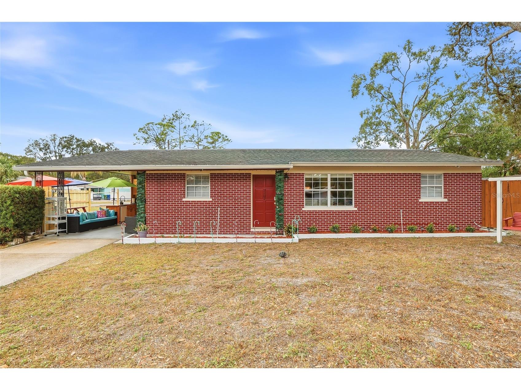 9402 N Newport Avenue Tampa FL 33612 TB8456914 image1