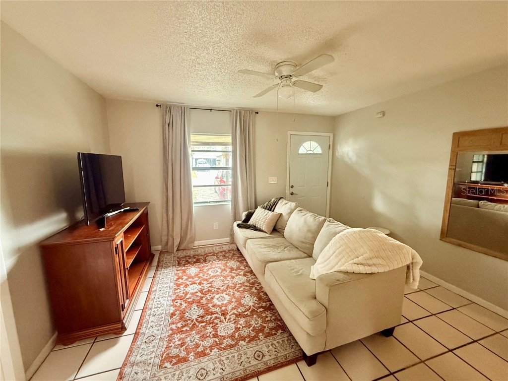 9402 N Semmes Street Tampa FL 33612 TB8440772 image12