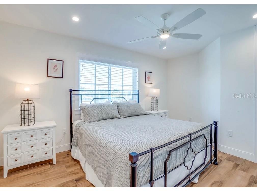 9403 Gulf Dr Anna Maria FL 34216 A4633389 image34