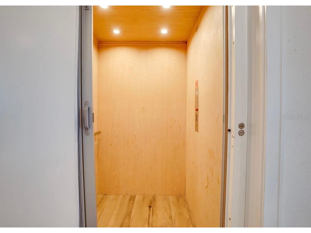 9403 Gulf Dr Anna Maria FL 34216 A4633389 image45