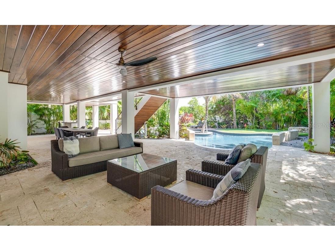 9403 Gulf Dr Anna Maria FL 34216 A4633389 image53