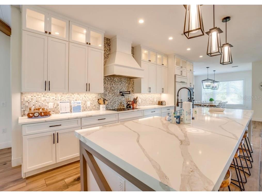 9403 Gulf Dr Anna Maria FL 34216 A4633389 image6