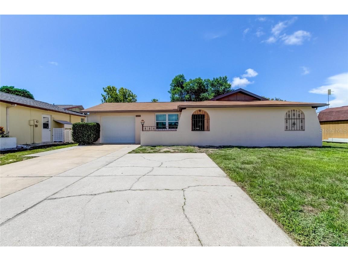 9403 Lake Christina Lane Port Richey FL 34668 U8248091 image1