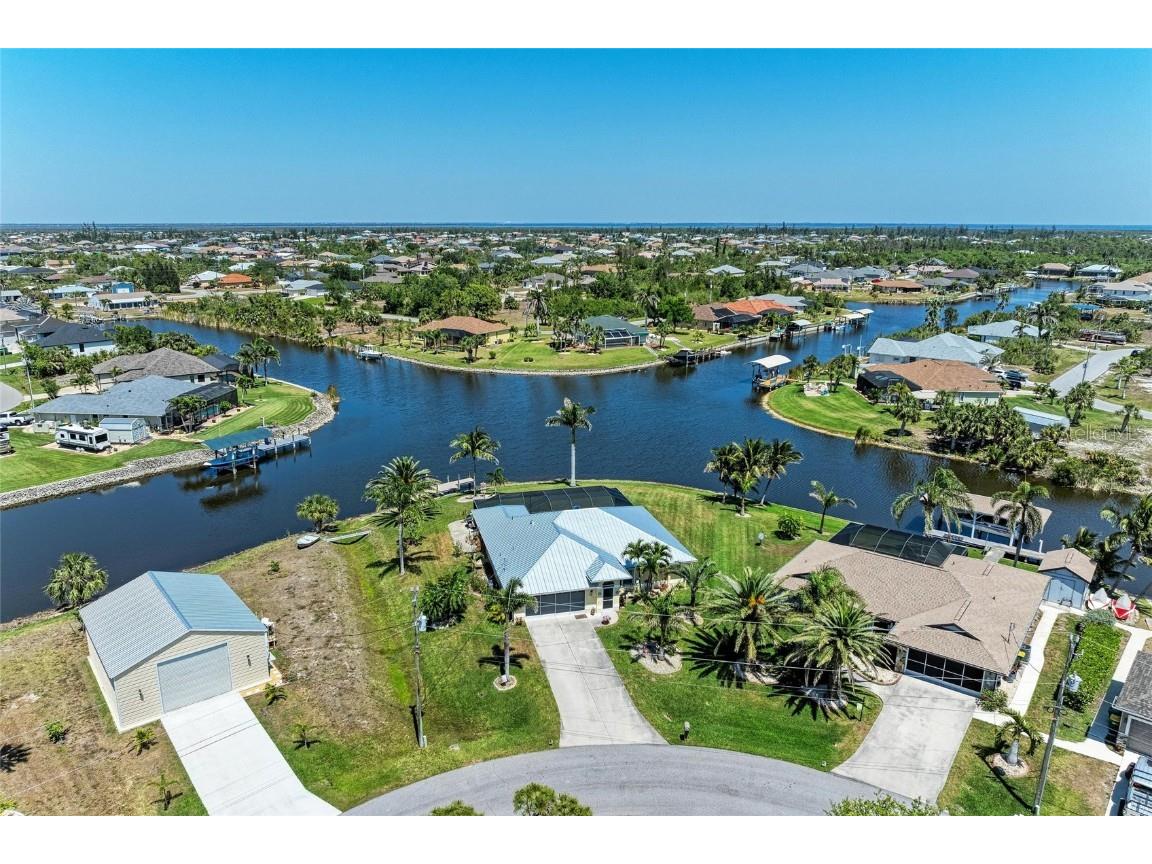 9404 Arnaz Circle Port Charlotte FL 33981 - EAU CLAIRE WATERWAY D6141974 image1