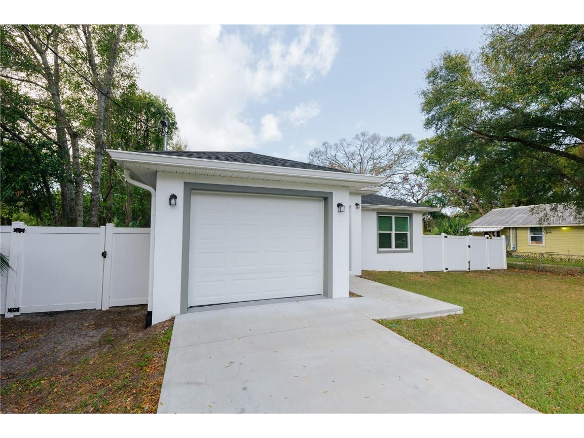 9404 N 12th Street Tampa FL 33612 TB8348564 image1