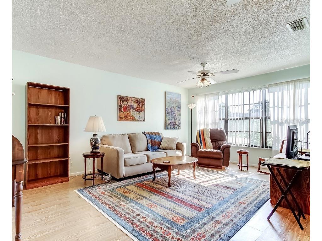 9404 Rockbridge Circle New Port Richey FL 34655 W7881223 image5