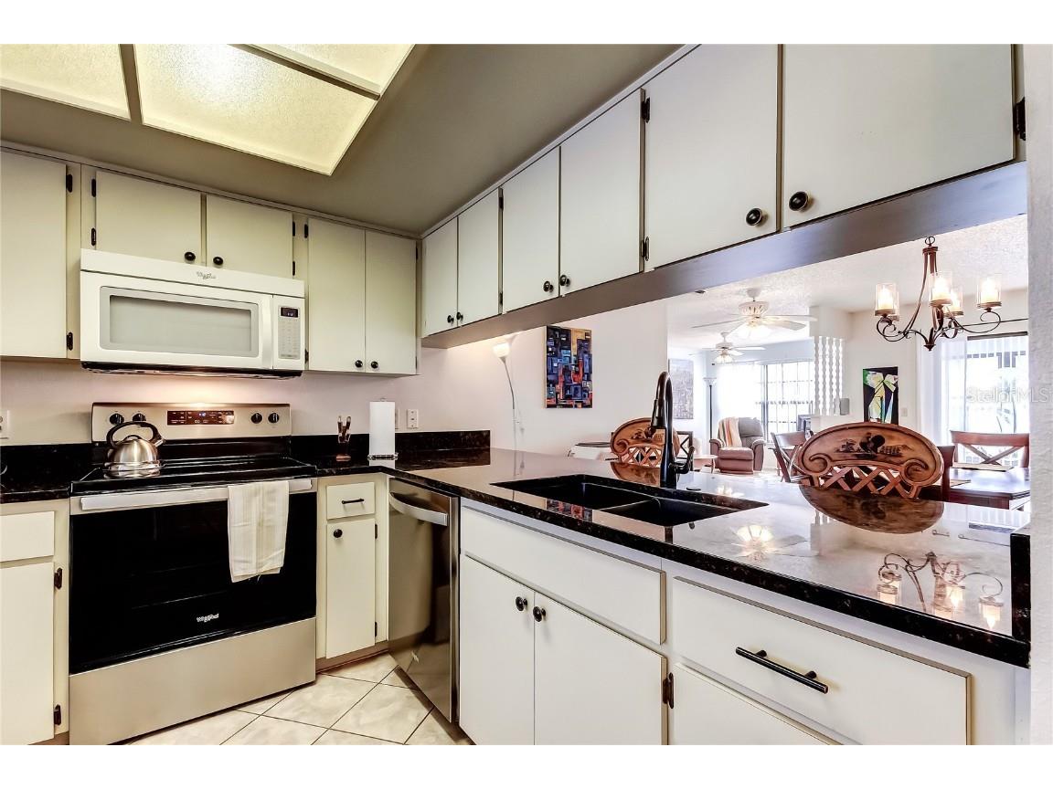 9404 Rockbridge Circle New Port Richey FL 34655 W7881223 image9