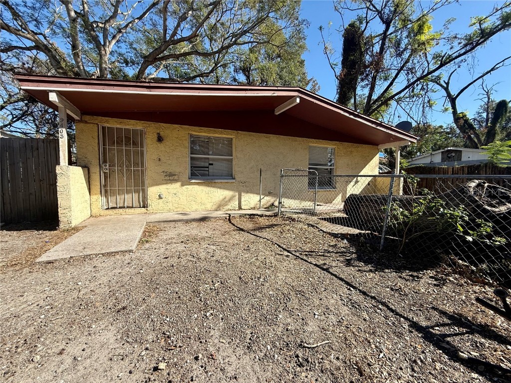 9405 N Mulberry Street Tampa FL 33612 TB8326904 image1