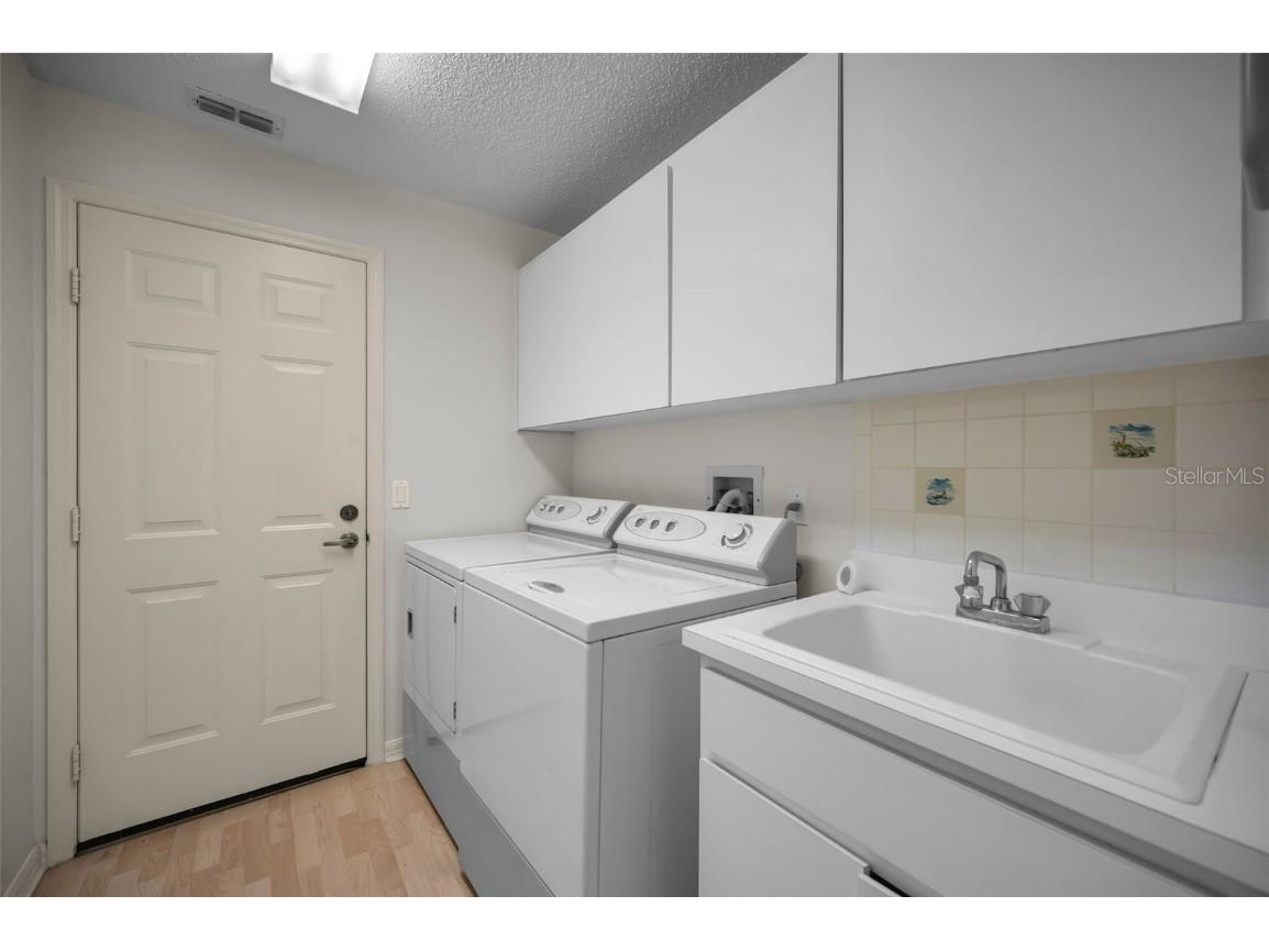 9405 Palm Haven Court New Port Richey FL 34655 W7881204 image38