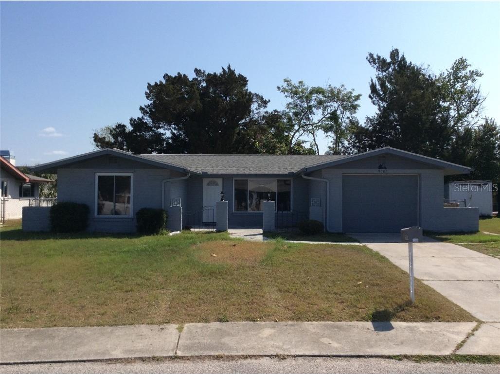 9406 Gableton Lane Port Richey FL 34668 W7853158 image1
