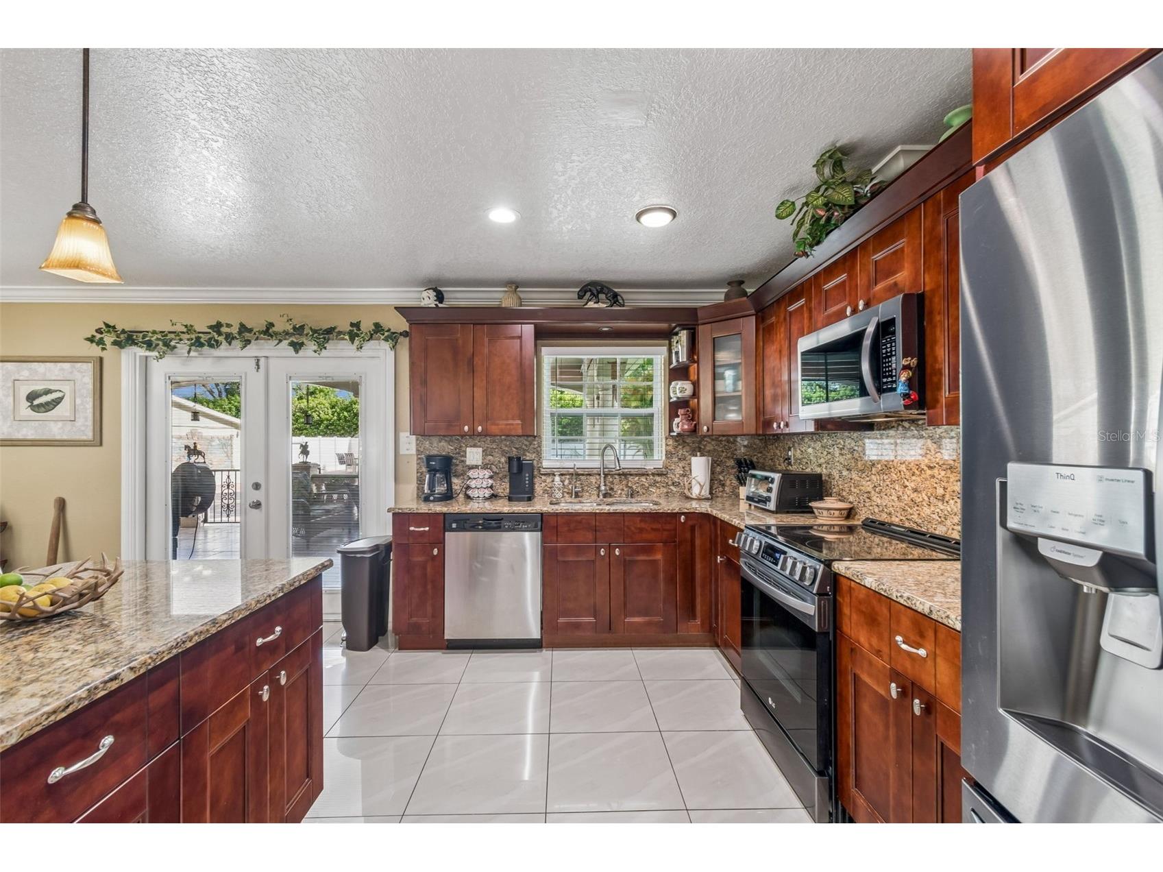 9406 W Flora Street Tampa FL 33615 TB8494641 image18