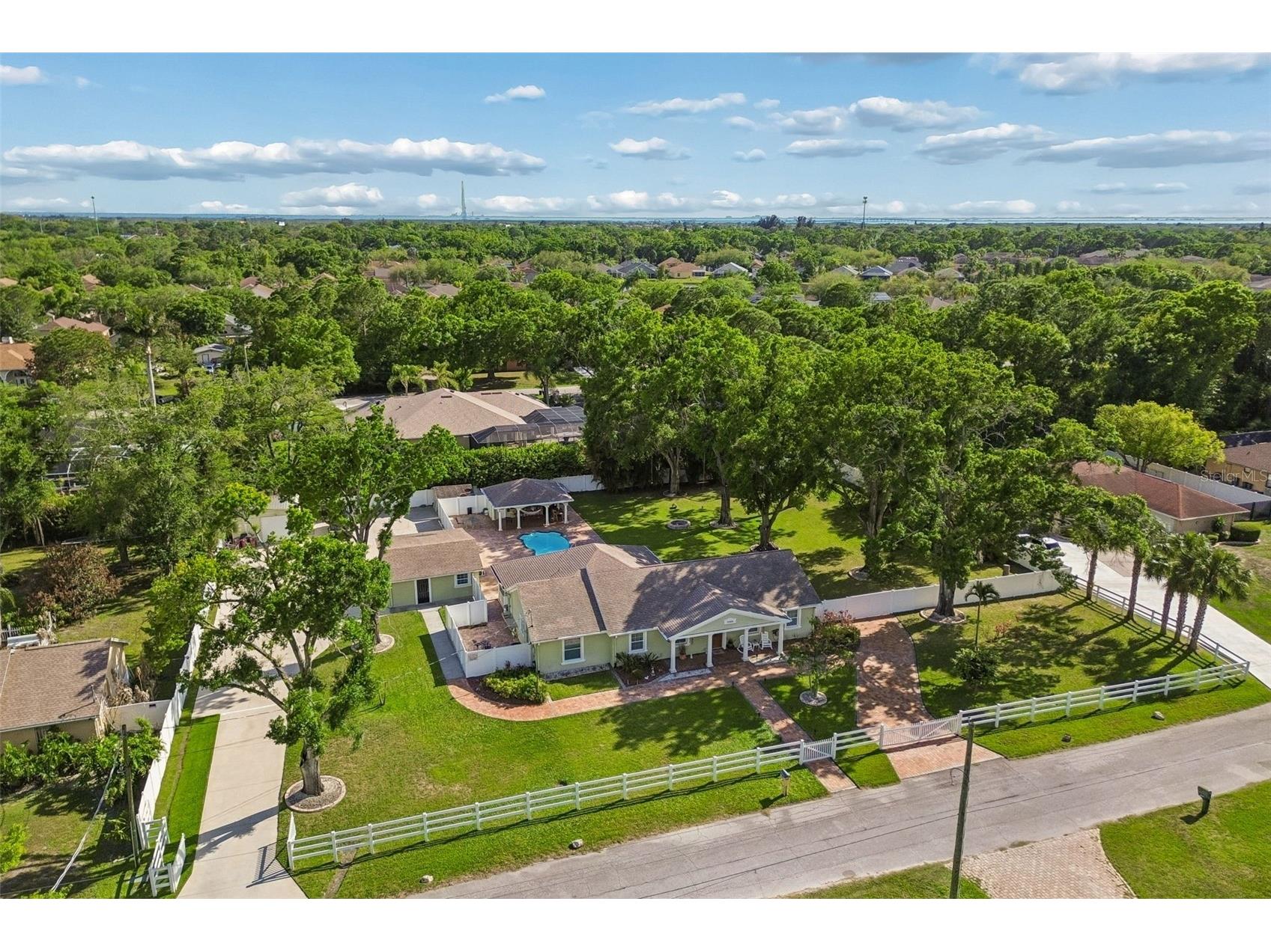 9406 W Flora Street Tampa FL 33615 TB8494641 image74