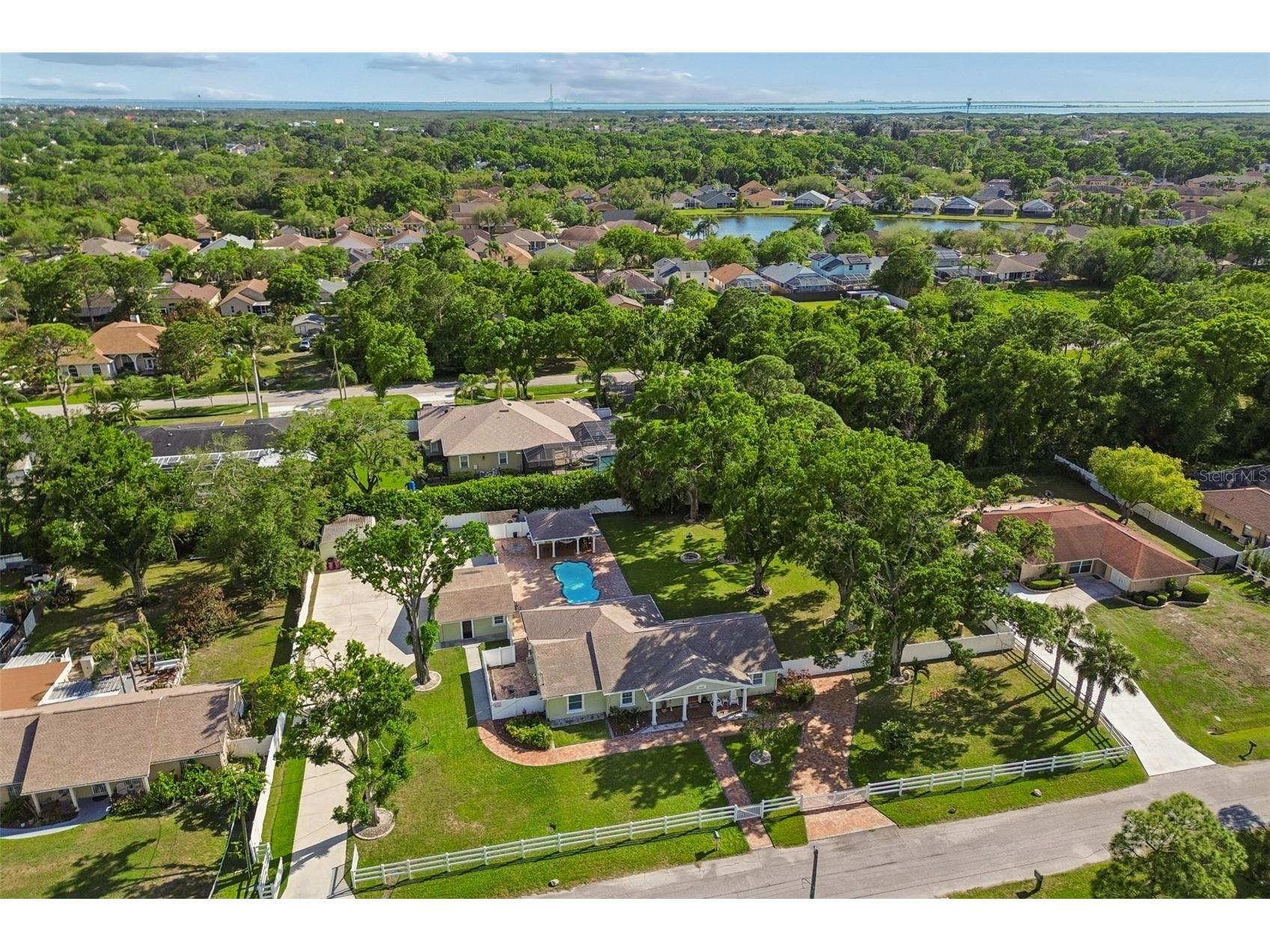 9406 W Flora Street Tampa FL 33615 TB8494641 image88