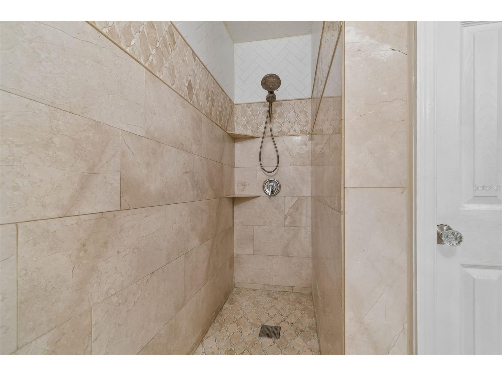 9407 Chart House Court Riverview FL 33578 TB8489070 image18
