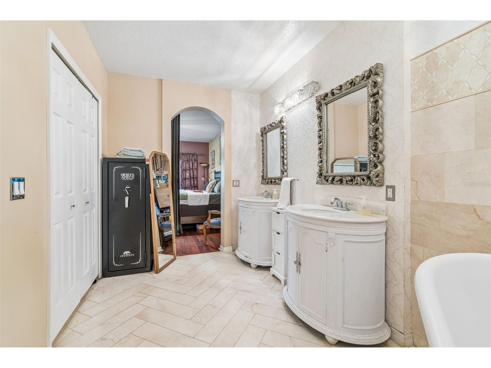 9407 Chart House Court Riverview FL 33578 TB8489070 image19