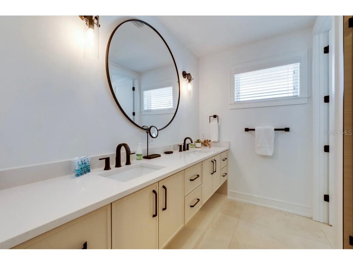 9407 Gulf Dr Anna Maria FL 34216 A4633399 image16