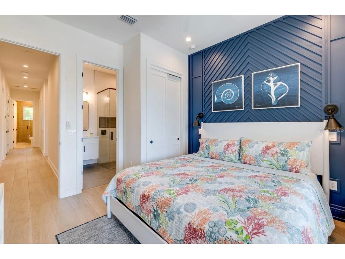 9407 Gulf Dr Anna Maria FL 34216 A4633399 image27