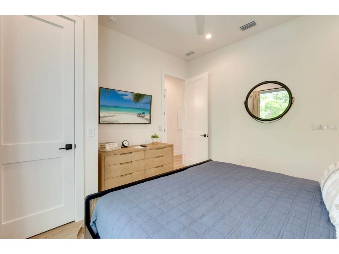 9407 Gulf Dr Anna Maria FL 34216 A4633399 image34