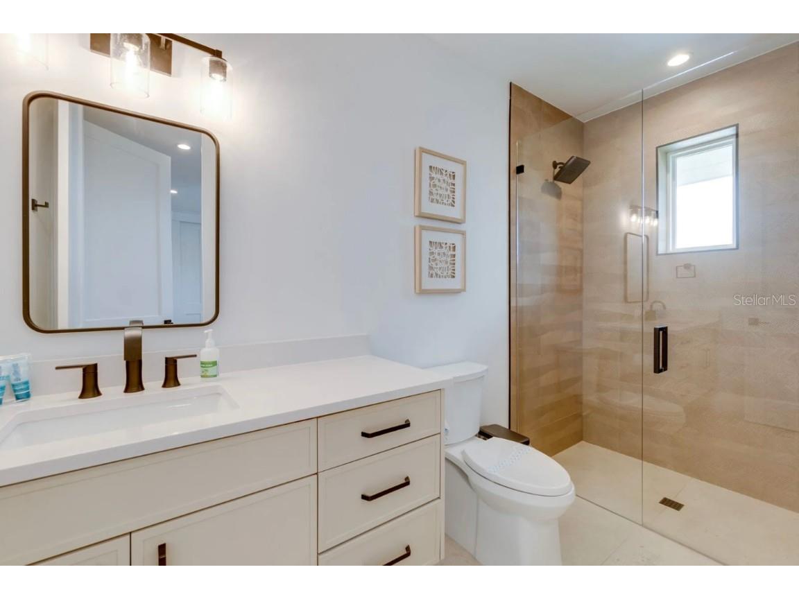 9407 Gulf Dr Anna Maria FL 34216 A4633399 image40