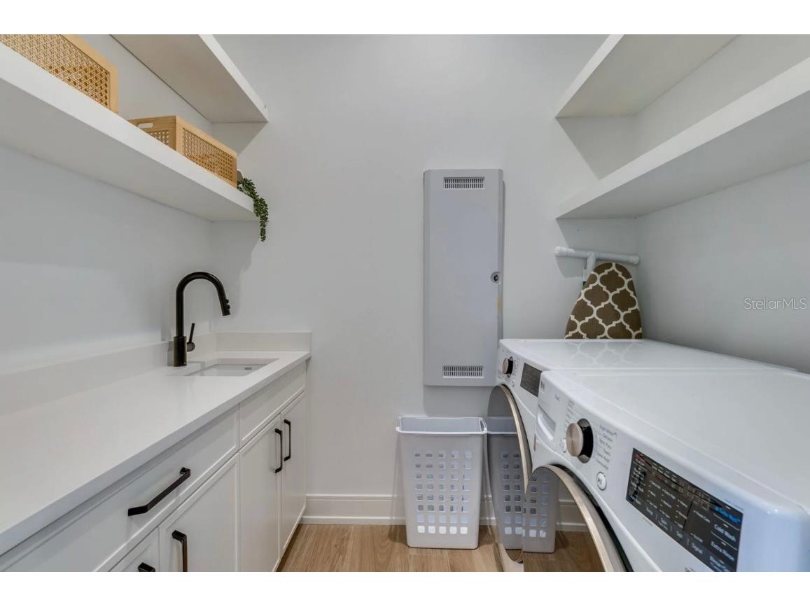 9407 Gulf Dr Anna Maria FL 34216 A4633399 image49