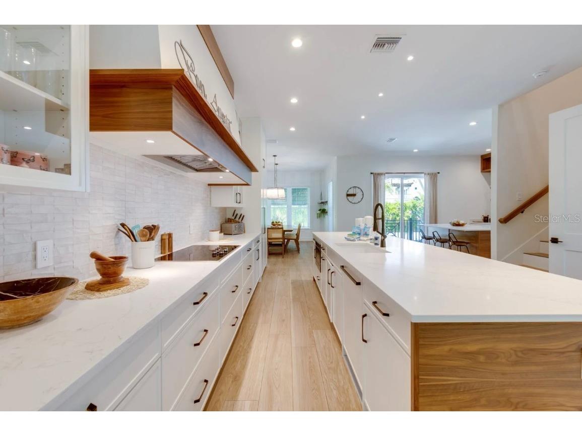 9407 Gulf Dr Anna Maria FL 34216 A4633399 image5