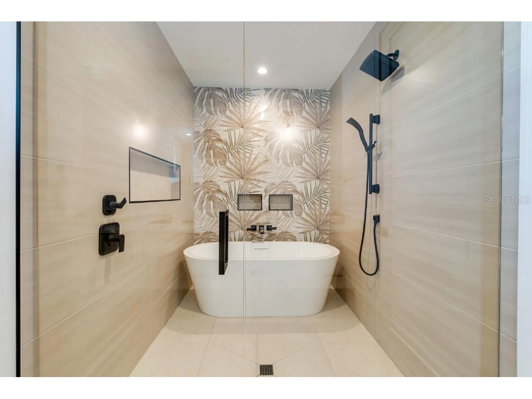 9407 Gulf Dr Anna Maria FL 34216 A4691620 image14