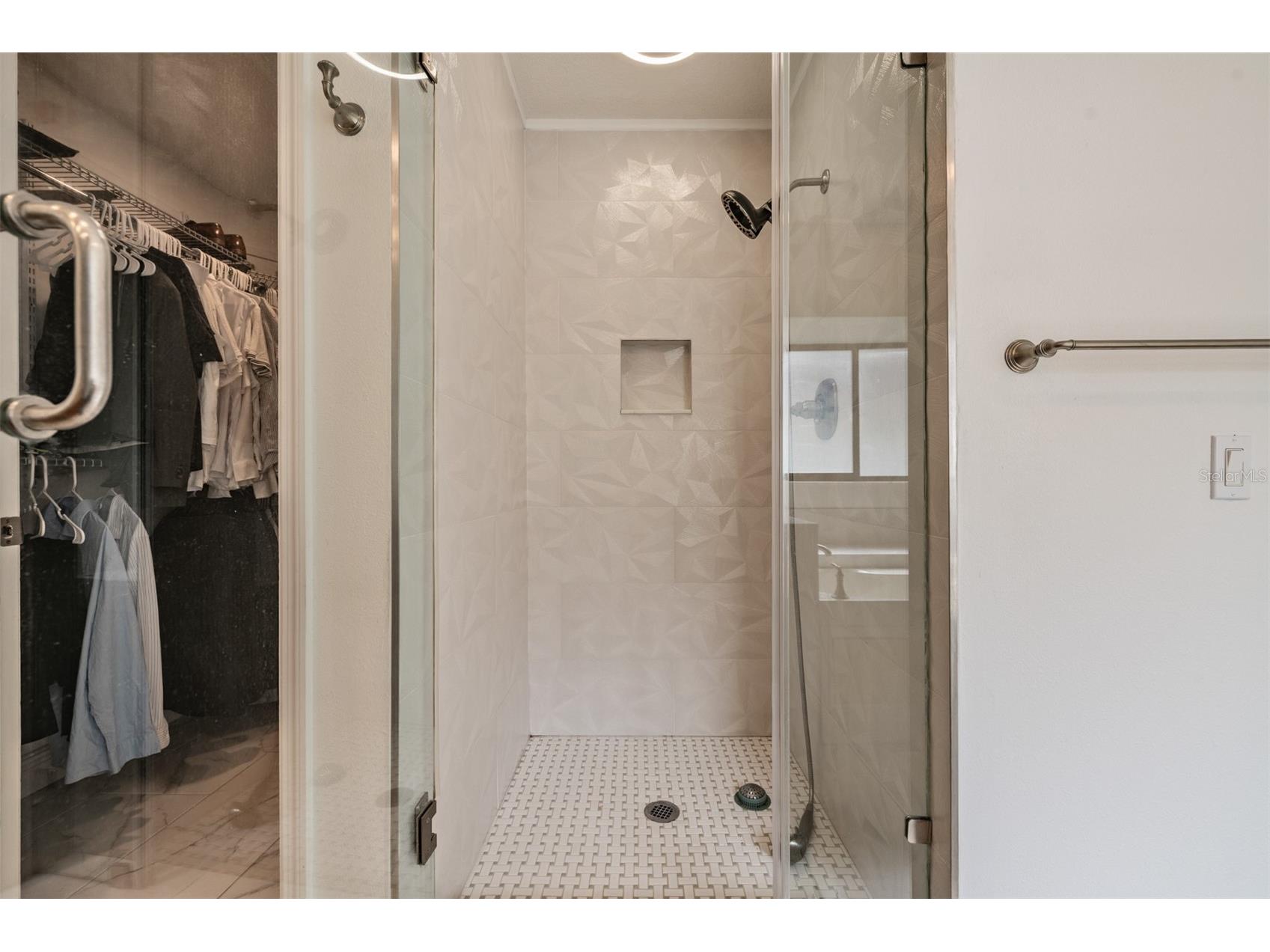 9407 Pebble Glen Avenue Tampa FL 33647 TB8496164 image17