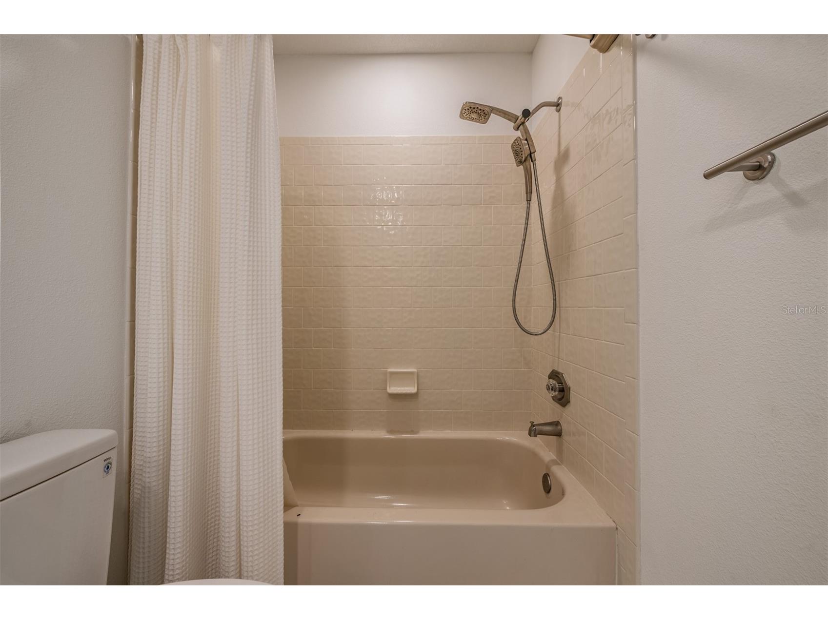 9407 Pebble Glen Avenue Tampa FL 33647 TB8496164 image22
