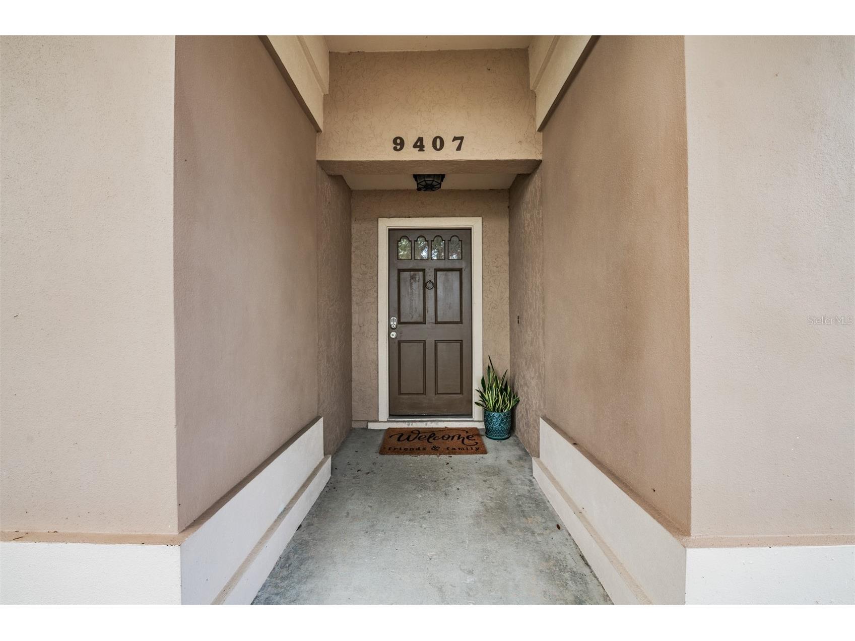 9407 Pebble Glen Avenue Tampa FL 33647 TB8496164 image3