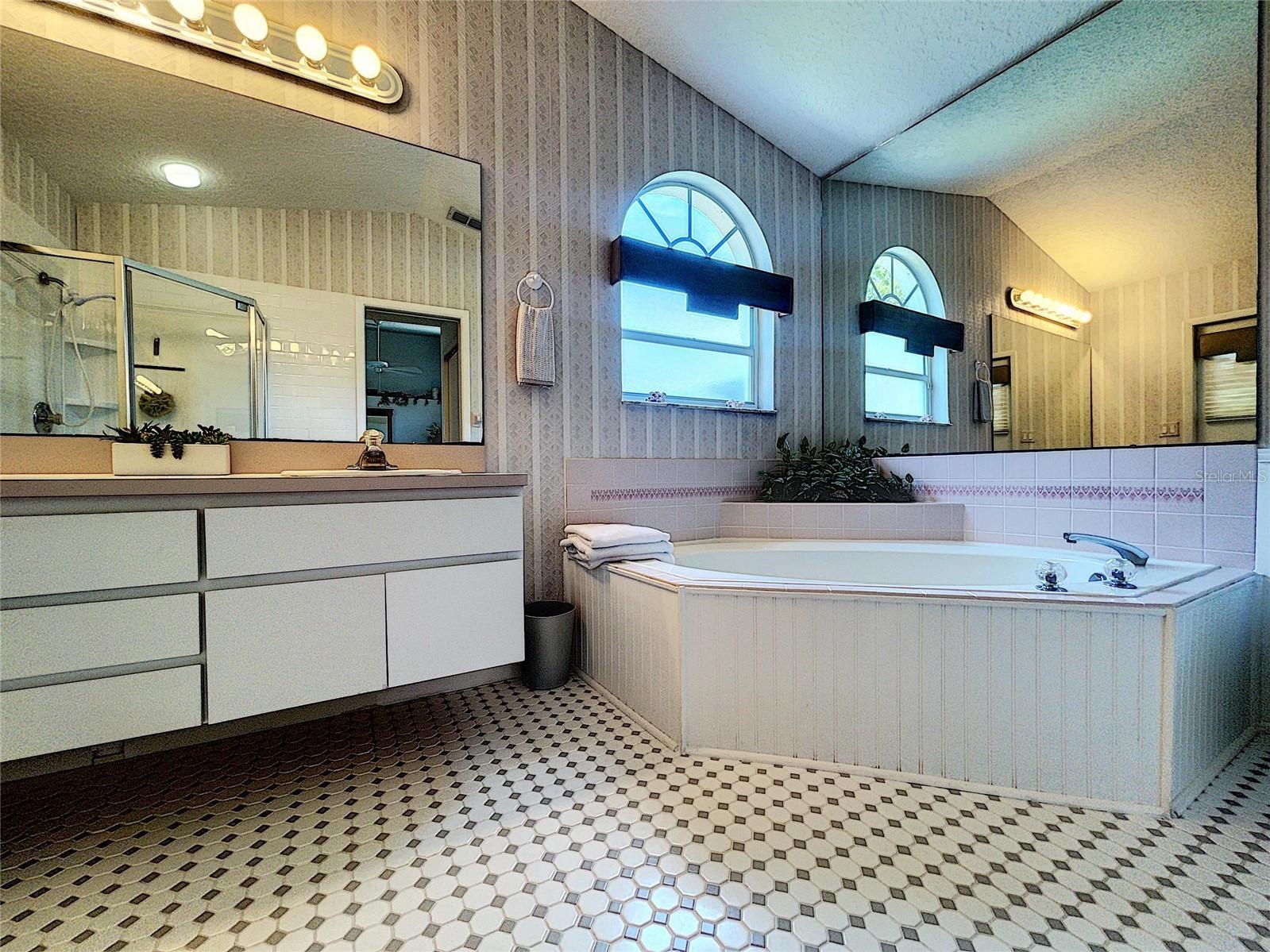 9408 New Orleans Drive Weeki Wachee FL 34613 TB8491195 image34