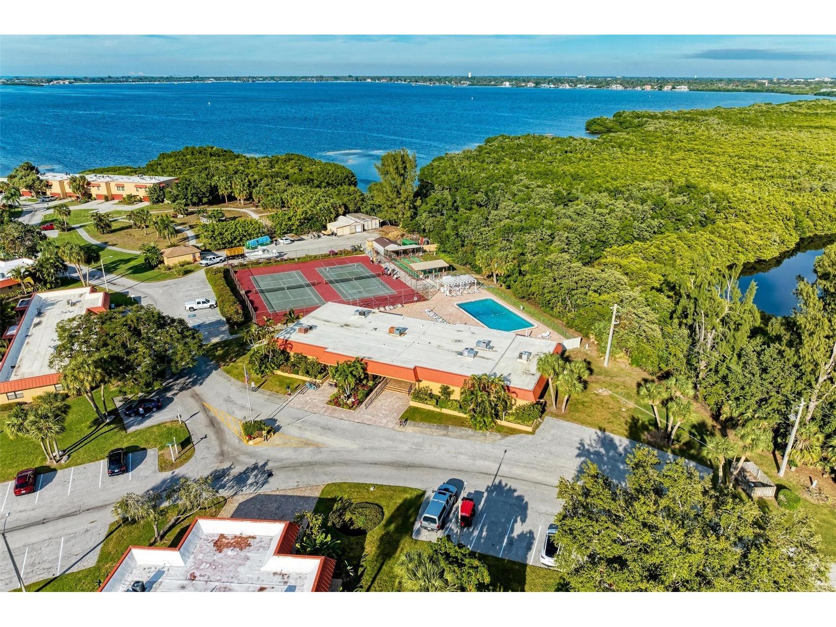 9409 Catalina Drive Bradenton FL 34210 A4693198 image56