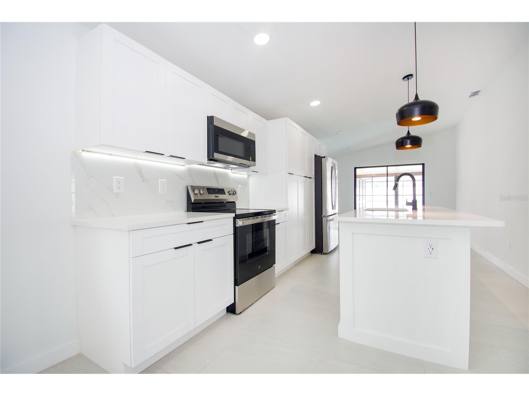9409 Lonsdale Court Tampa FL 33615 TB8502569 image22