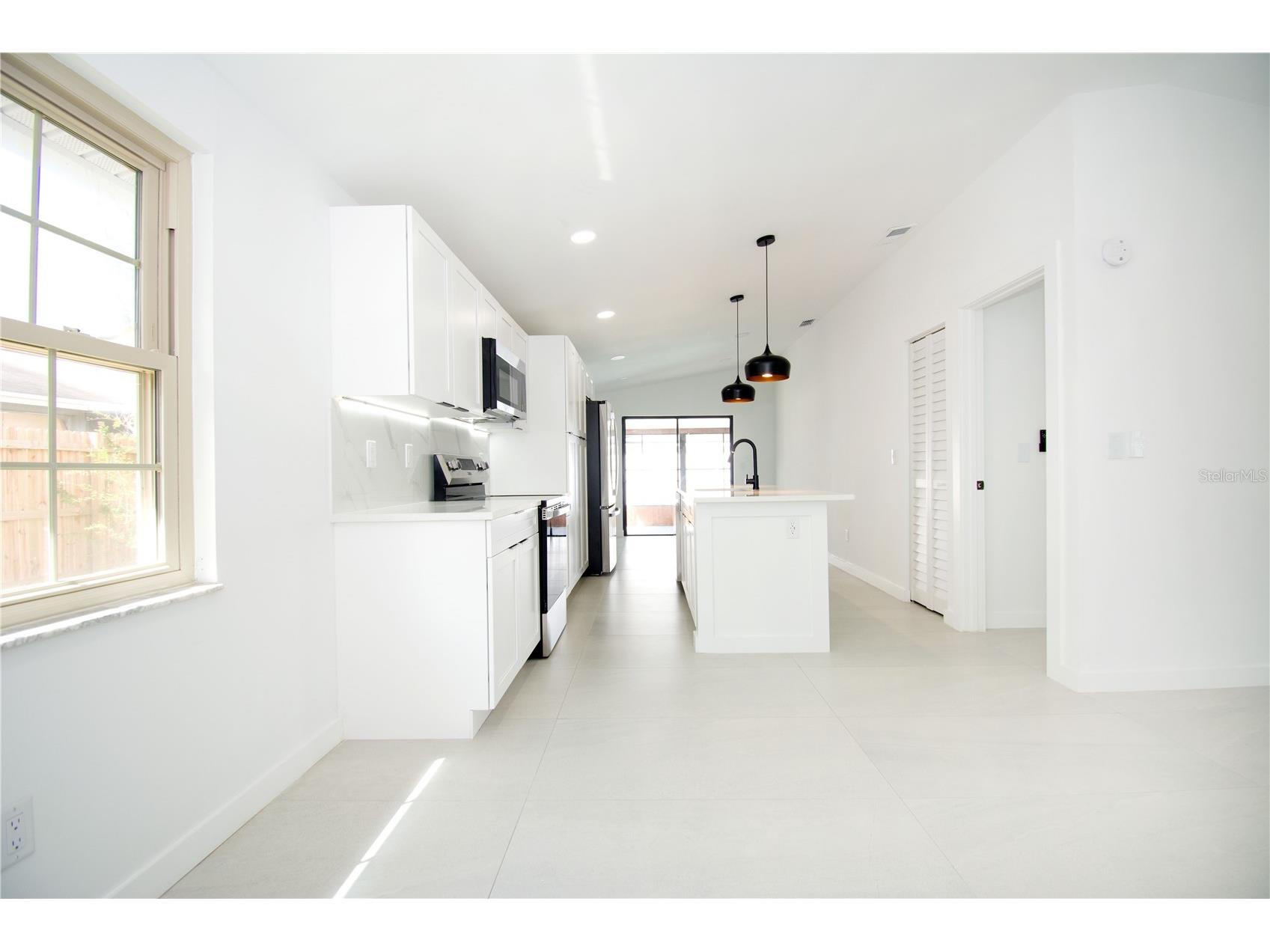 9409 Lonsdale Court Tampa FL 33615 TB8502569 image23