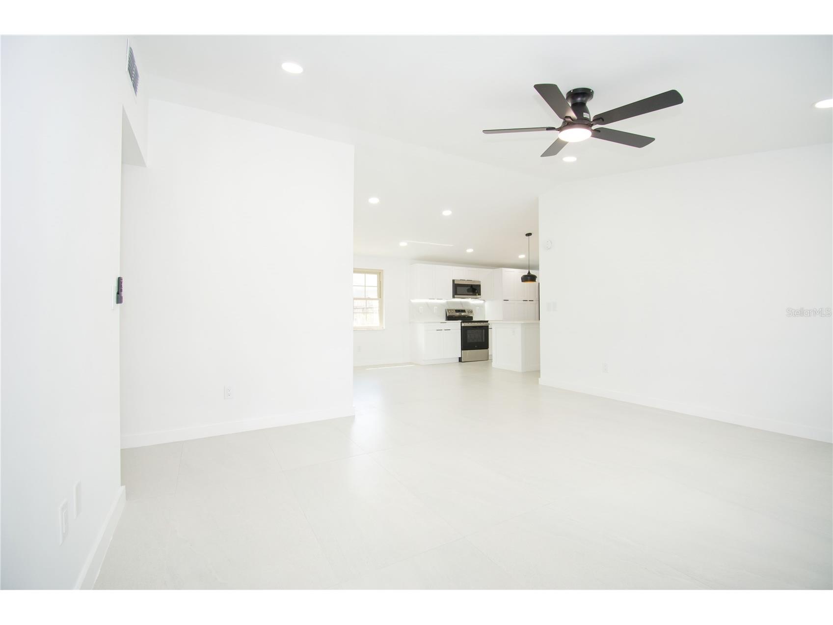 9409 Lonsdale Court Tampa FL 33615 TB8502569 image24