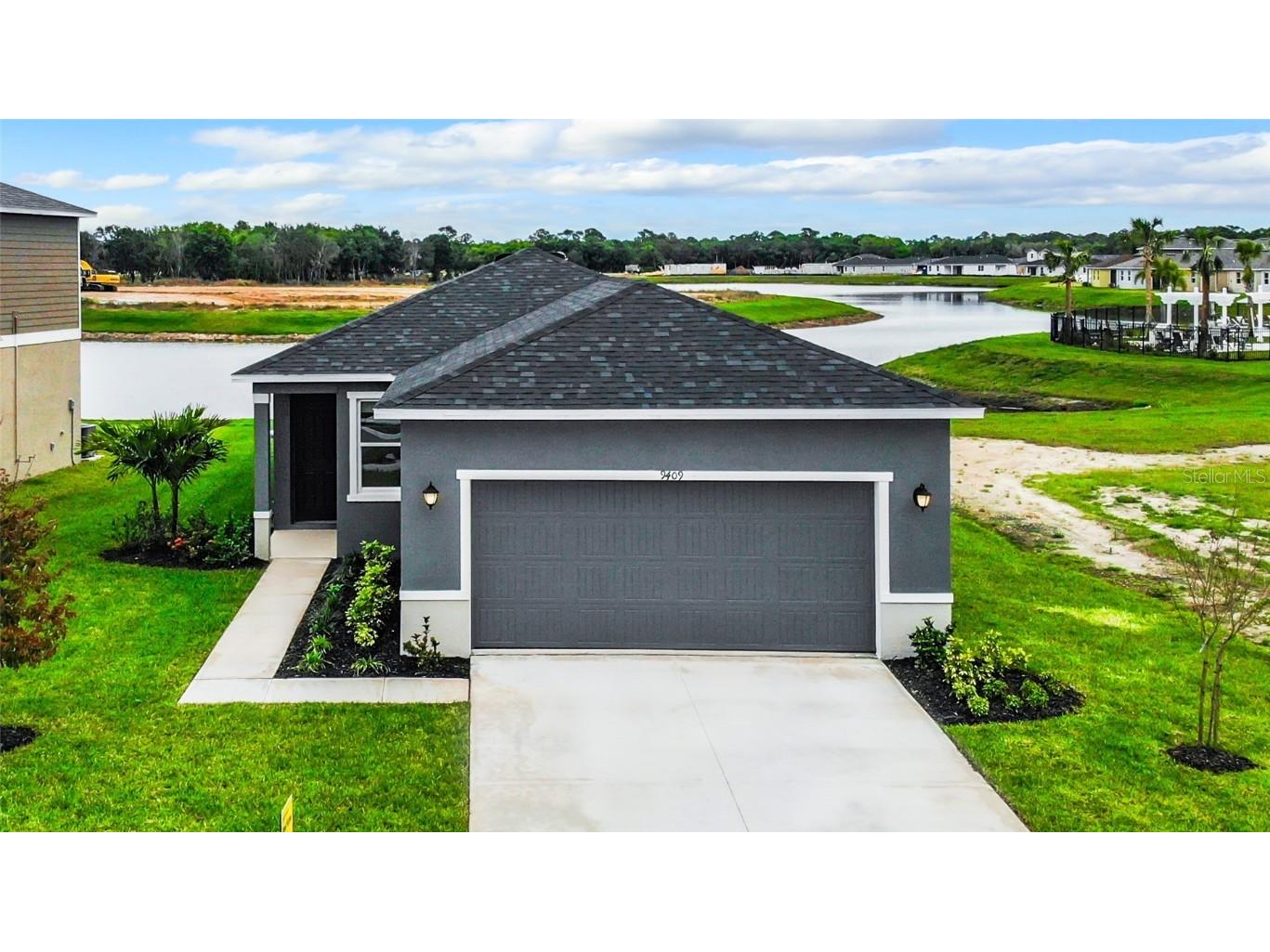 9409 Sandy Bluffs Circle Parrish FL 34219 O6189272 image1