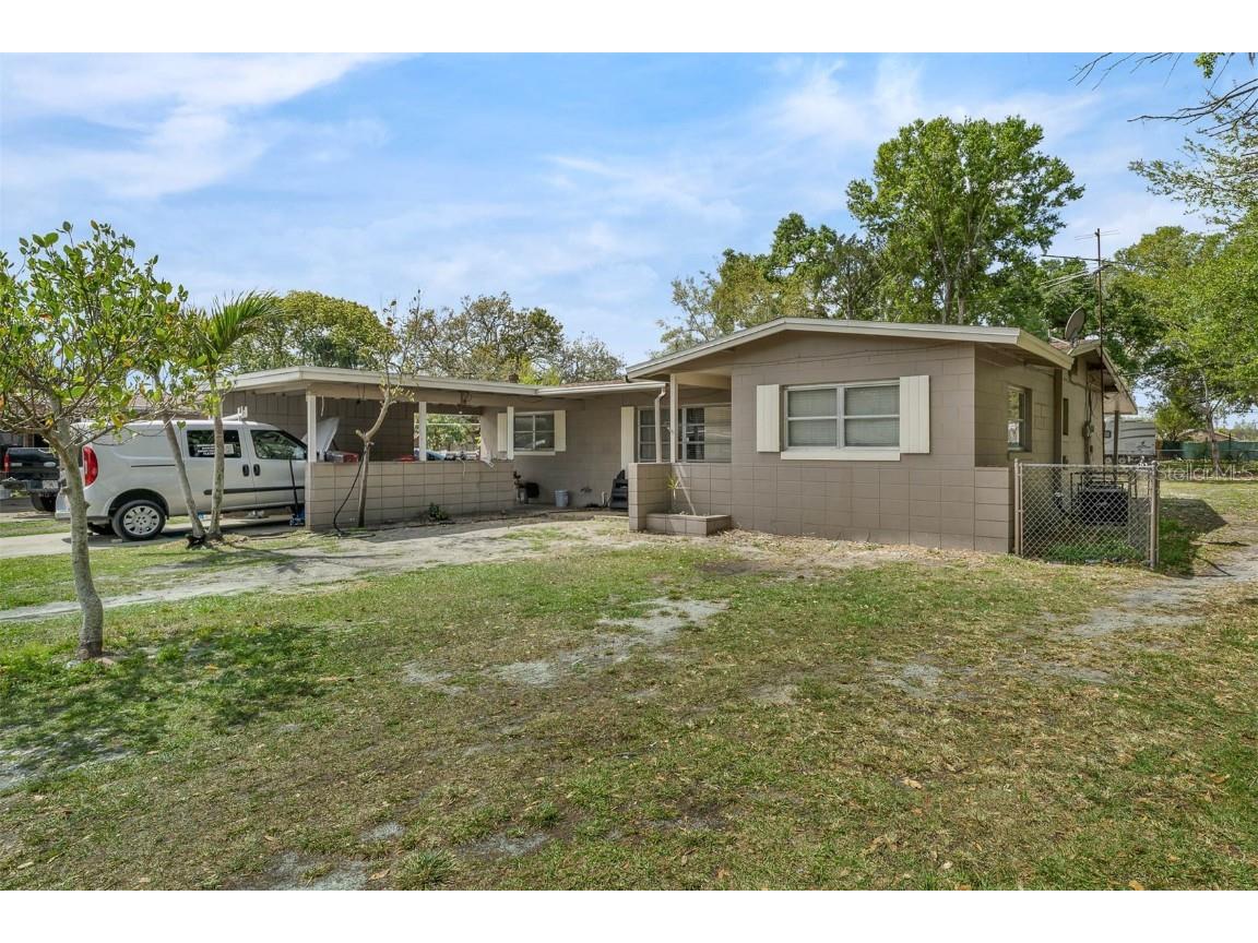 941 Grey Oak Court Orlando FL 32809 O6290387 image1