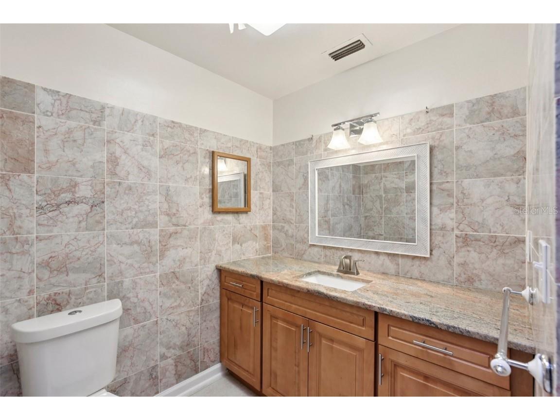 941 Gulf Boulevard Belleair Beach FL 33786 - BELLEAIR BEACH TB8419416 image28