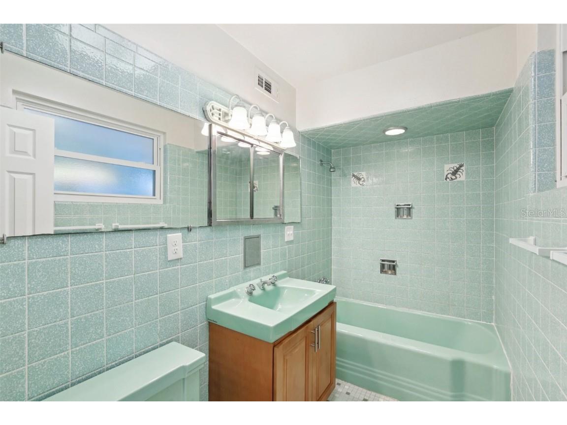 941 Gulf Boulevard Belleair Beach FL 33786 - BELLEAIR BEACH TB8419416 image38