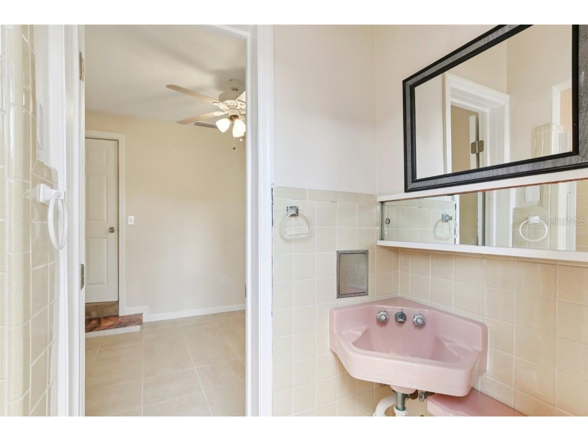 941 Gulf Boulevard Belleair Beach FL 33786 - BELLEAIR BEACH TB8419416 image45