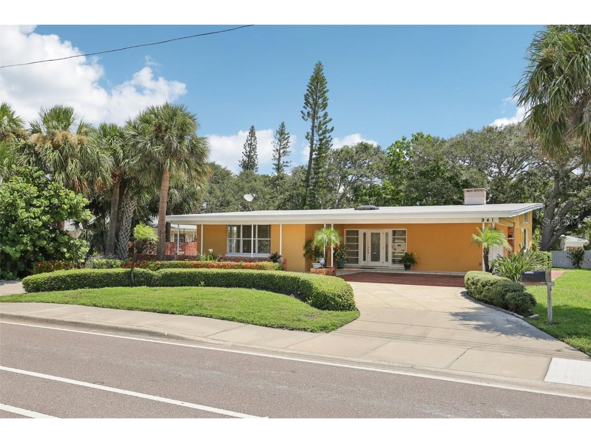 941 Gulf Boulevard Belleair Beach FL 33786 - BELLEAIR BEACH TB8419416 image59