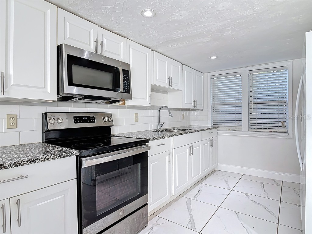 941 Hartford Avenue Daytona Beach FL 32117 V4946051 image14