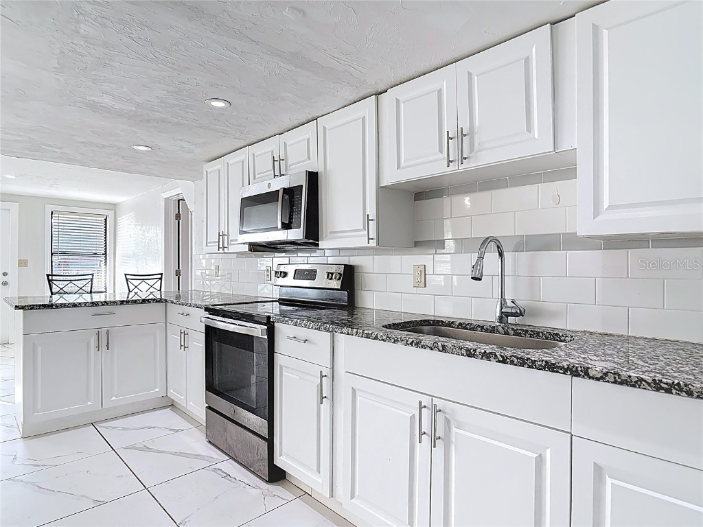 941 Hartford Avenue Daytona Beach FL 32117 V4946051 image17