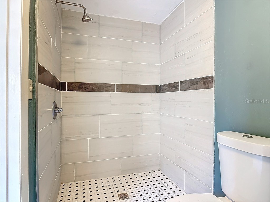 941 Hartford Avenue Daytona Beach FL 32117 V4946051 image22