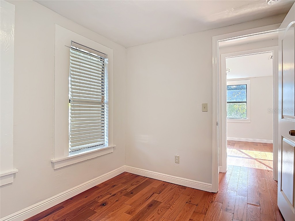 941 Hartford Avenue Daytona Beach FL 32117 V4946051 image37