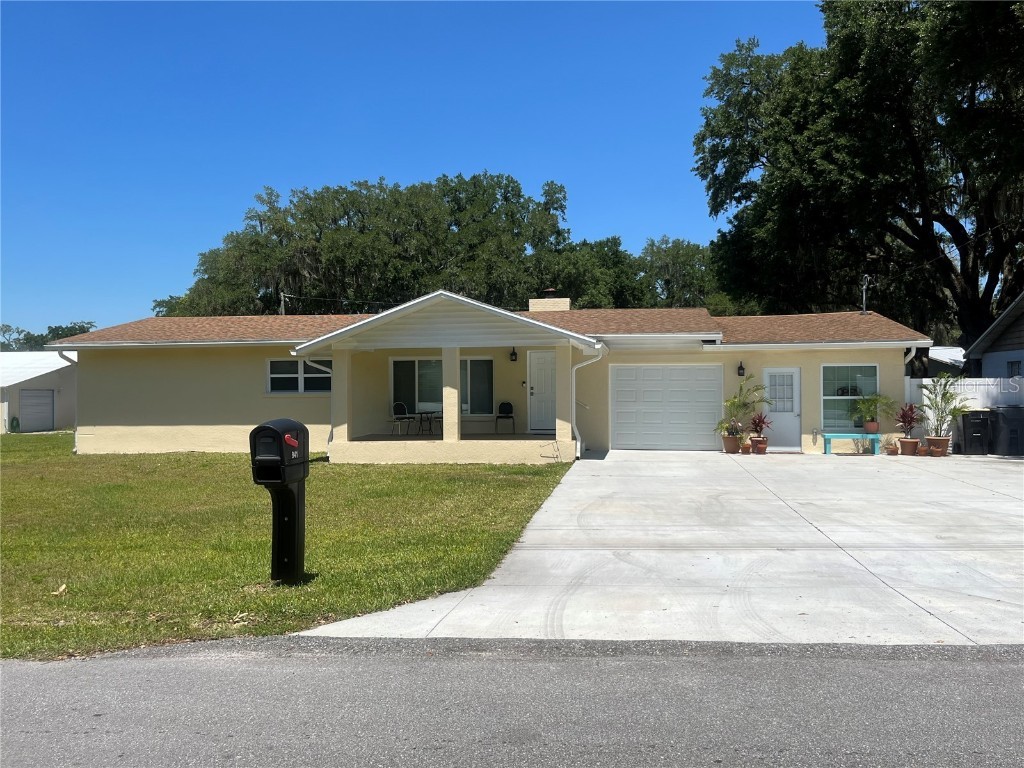 941 Hicks Road Lakeland FL 33813 L4944010 image1